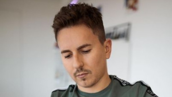 MotoGP: Jorge Lorenzo diventa youtuber e fa il pronostico sul GP Qatar