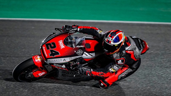 Moto2 Qatar: frattura al polso sinistro per Simone Corsi