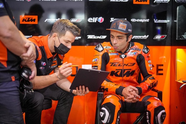 MotoGP Doha, Petrucci: “Io e KTM in crescita, parto col coltello tra i denti”