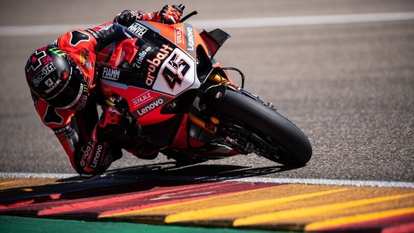 SBK test Aragon: Redding ad un passo dal record nel Day 2, Rinaldi 2°