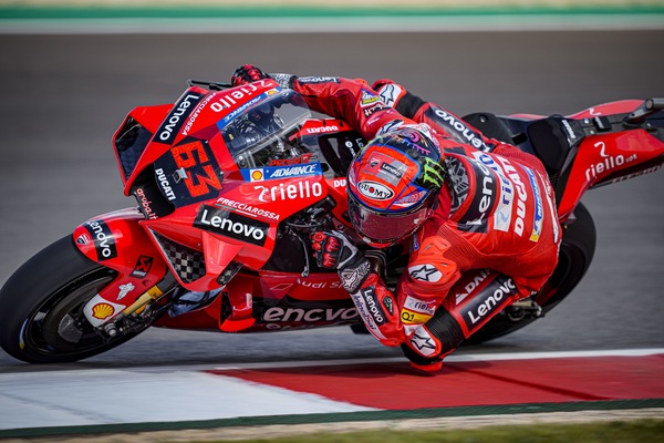 MotoGP Portogallo: Bagnaia fa sue le FP2, per Rossi ancora problemi