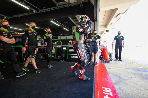 SBK, Kawasaki chiude in anticipo i test di Aragon. Rea: "Ottime sensazioni"