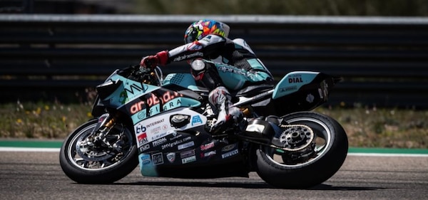 Test SBK: solo la MotoGP di Pedrosa meglio della Ducati di Davies