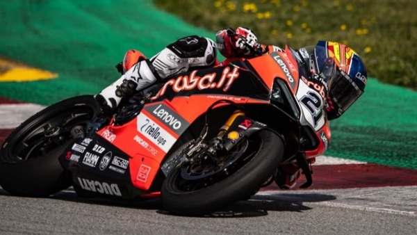 SBK, i "giri della discordia": Ducati ancora al top