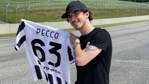 MotoGP Italia, Bagnaia al Mugello con la maglia della Juventus