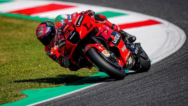 MotoGP Italia, FP2: Bagnaia al comando, Rossi ancora fuori dalla Top 10