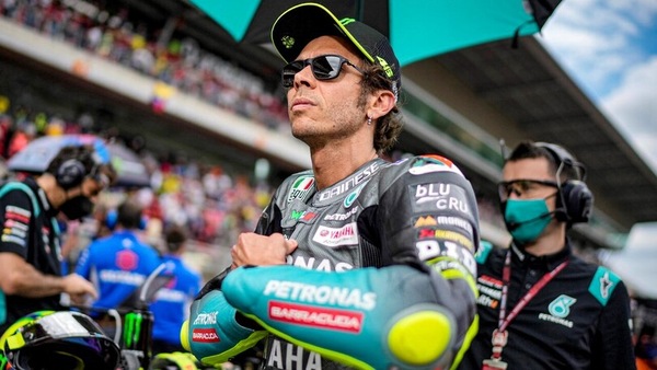 MotoGP, Graziano Rossi: “Vale uomo di parola, non si ritirerà nel 2021”