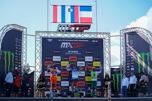 MXGP Russia, a Orlyonok Gajser suona la carica