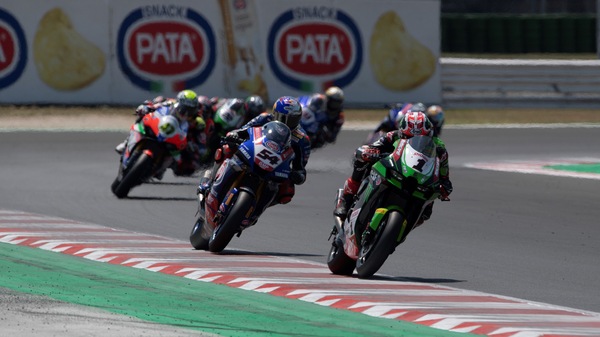SBK Misano: Rea resta leader del Mondiale, ma Razgatlioglu si avvicina