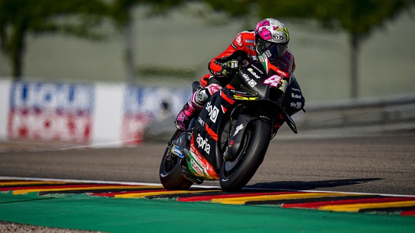 GP Germania, Espargaro: “Risultati così potrebbero convincere Dovizioso”