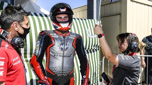 Moto2, frattura del metacarpo per Baldassarri: salterà Assen