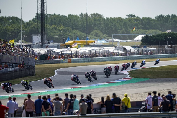 Orari TV MotoGP Olanda: gara in diretta su Sky e DAZN, differite su TV8