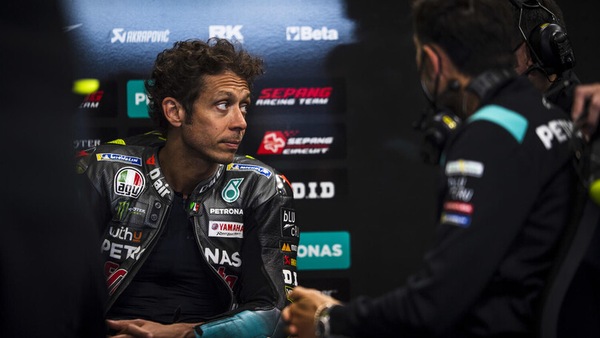 MotoGP Olanda, Rossi punge Michelin: "Neanche loro sanno quale sia la gomma giusta"