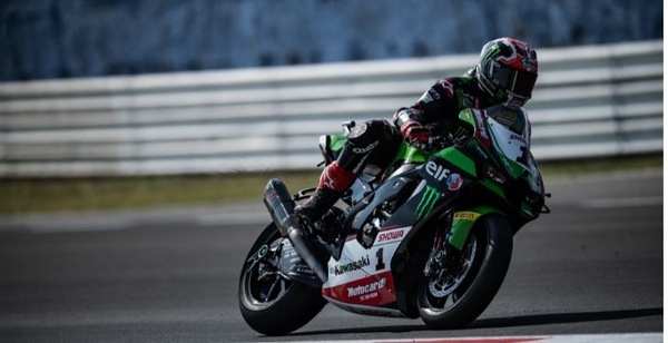 SBK, Rea: “Il tracciato di Donington è buono per la Kawasaki”