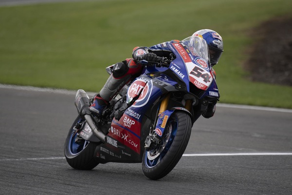 SBK Inghilterra, Razgatlioglu: “La testa al campionato? Guardo gara per gara”