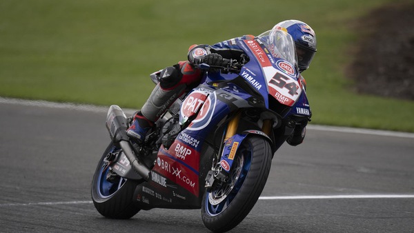 SBK Inghilterra, Razgatlioglu: “La testa al campionato? Guardo gara per gara”