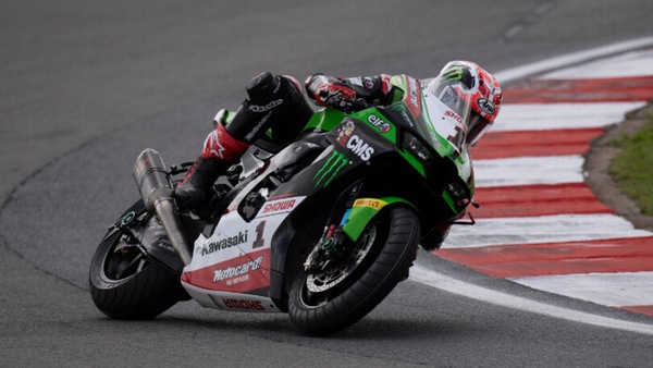 SBK, Jonathan Rea mastica amaro: “Ho fatto un errore stupido”