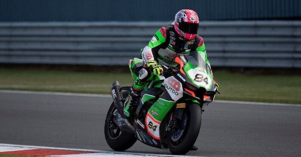 SBK, pilota cercasi: la Ninja del team Pedercini è una sella libera