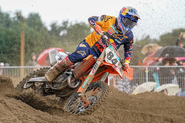 MXGP del Belgio: pazzesco Herlings, rientra e vince gara uno!