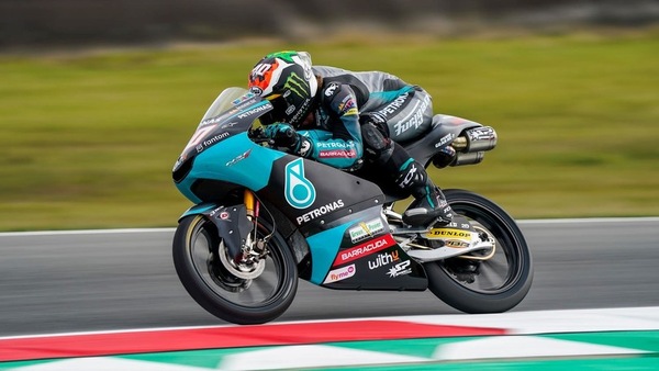 Moto3 GP Stiria, la coppia del team Petronas chiude il venerdì davanti