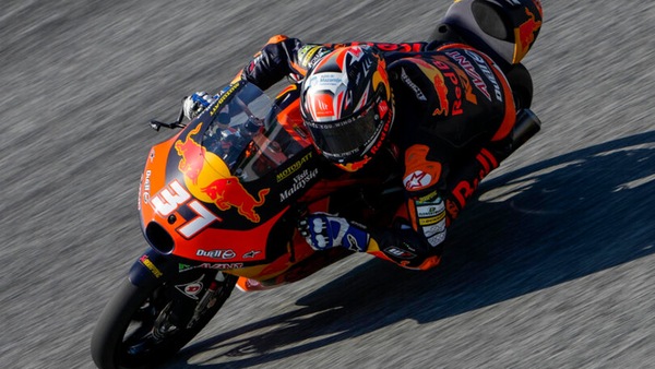 Moto3, GP Stiria: Acosta fenomenale, Fenati sul podio