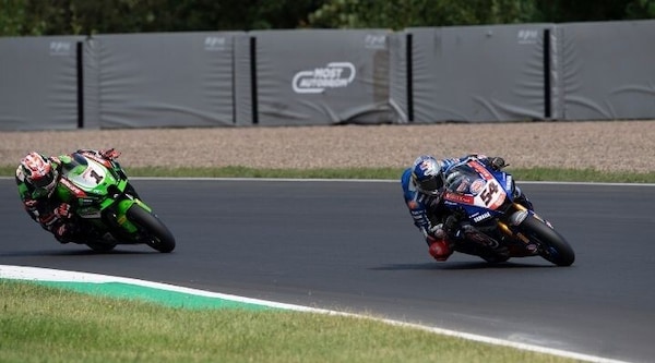 Classifica Piloti SBK sempre più equilibrata: Razgatlioglu bracca Rea