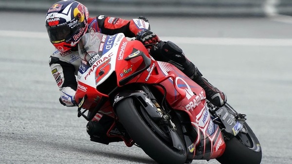 MotoGP Austria, FP1: Zarco parte a fionda e firma il record, Rossi 14°