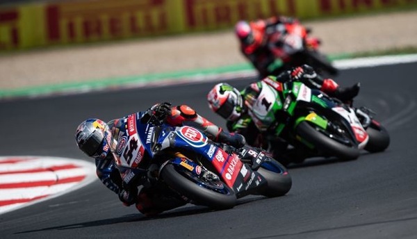 SBK: Navarra attende lo scontro tra Rea, Razgatlioglu e Redding