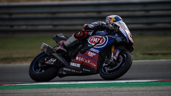 SBK Navarra: Razgatlioglu vince Gara 2 e agguanta Rea in classifica