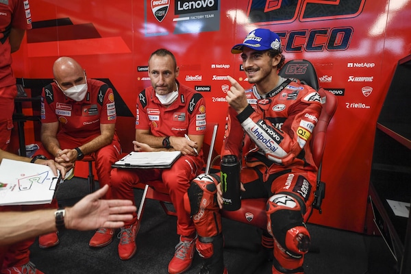Bagnaia: “La costanza non basta contro Quartararo, devo vincere”