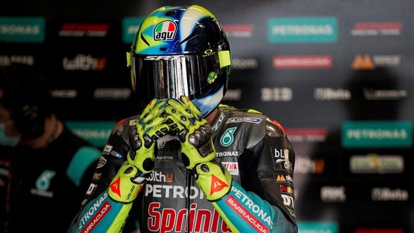 MotoGP Silverstone, Rossi: “Sarebbe bello avere Dovizioso nel box”