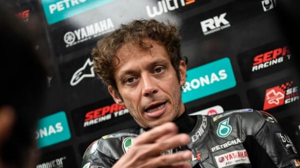MotoGP Gran Bretagna, Rossi: “Crutchlow? Più utile nel team ufficiale”