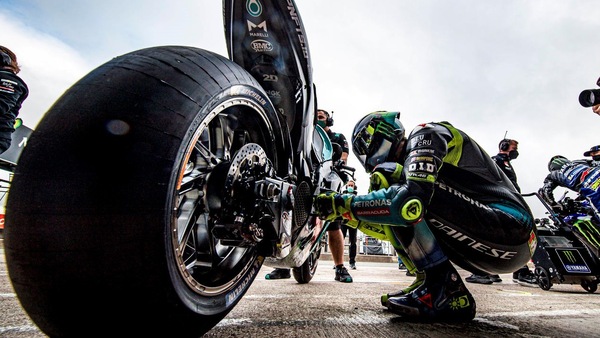 MotoGP: Michelin nell'occhio del ciclone, piloti scontenti delle gomme