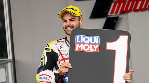 Moto3 Gran Bretagna, Classifica piloti: Fenati recupera, Acosta limita i danni