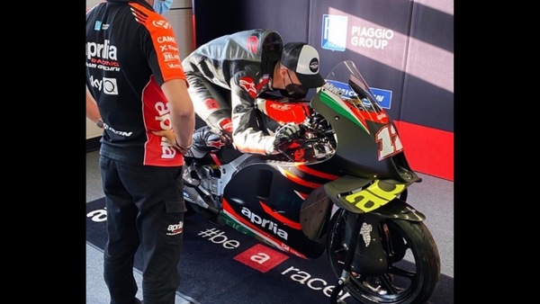 MotoGP: Vinales in sella all'Aprilia, il grande giorno è arrivato
