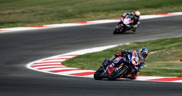 SBK, Razga: “Non sarà facile con Rea e Redding, ma ho la miglior R1”