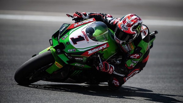 SBK, Magny-Cours: guizzo di Jonathan Rea nelle FP1