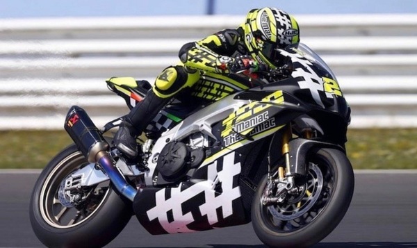 MotoGP: per Iannone allenamento in pista con un'Aprilia RSV4