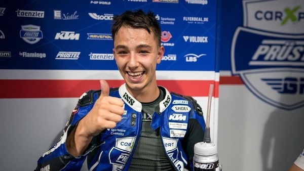 Moto3, i sentiti auguri di compleanno del team PrustelGP a Dupasquier