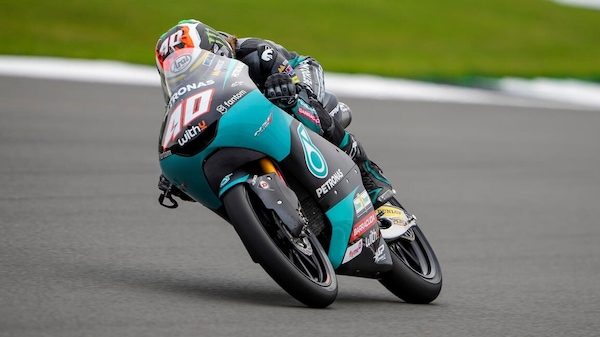 Moto3 Aragon: Darryn Binder in pole position, quinto Migno