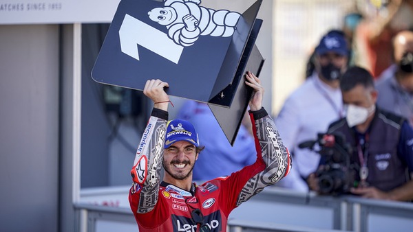 MotoGP Aragon, è gioia per Bagnaia: “Dalle situazioni difficili nascono belle cose”