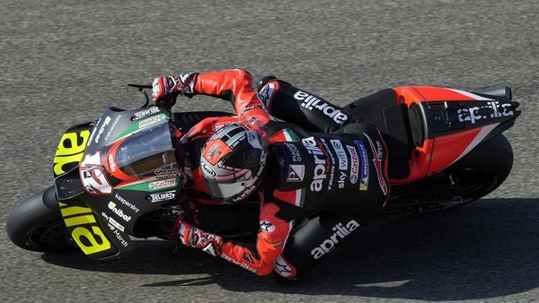 MotoGP San Marino: Maverick Vinales porta l'Aprilia al comando nelle FP1