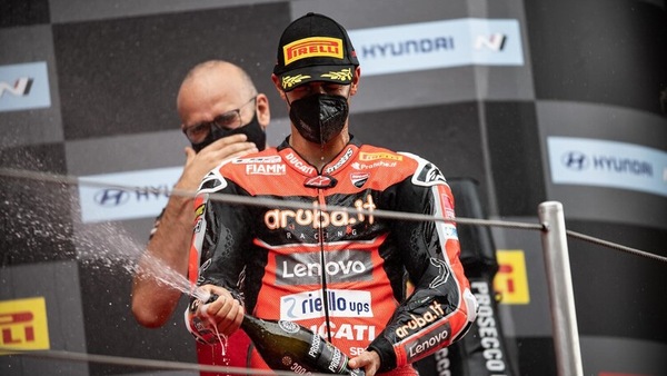 SBK Barcellona, Rinaldi stratega in Gara 2: “Sono qui per vincere”