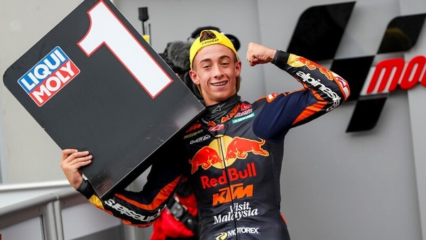 Moto3, Acosta: “Non ho bisogno di persone che mi dicano cosa fare”