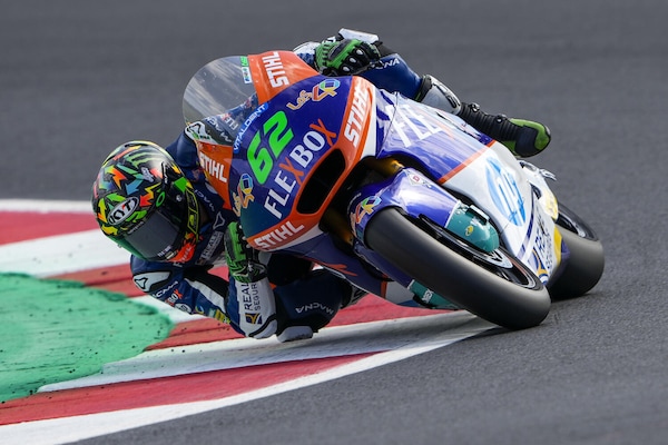 Moto2, GP Americhe: Manzi squalificato dalle libere del venerdì