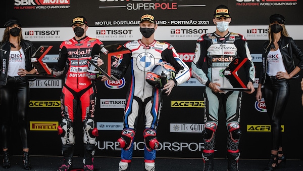 SBK Portimao, SP Race: VD Mark riporta in alto la BMW, Rea fuori al primo giro