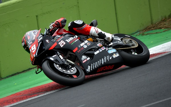 SSP, Spinelli: “Tra Ducati 955 e 600 quattro cilindri prestazioni simili”