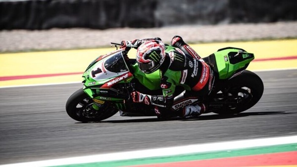 SBK Argentina, Rea: “Pista pulita bene, ma fuori traiettoria è come il Qatar”