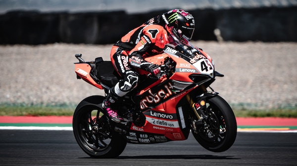 SBK Argentina: Redding vince Gara 2, ma che lotta tra Rea e Razgatlioglu!