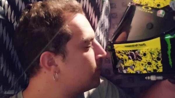 MotoGP, il casco di Valentino Rossi a Misano? “Profuma di leggenda”